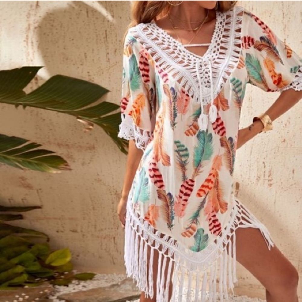 NWT Kohinoor M 100%Viscose Feather Print Fringe Hem Contrast Crochet Cover Up.